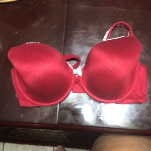 Burgundy vs bra